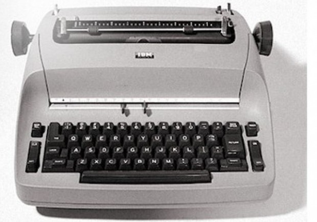 IBM-typewriter-Soviet-bugging-e140544048