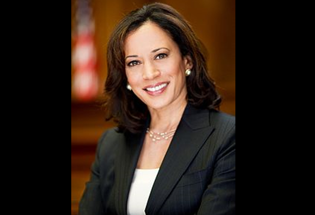 https://upload.wikimedia.org/wikipedia/commons/thumb/3/36/Kamala_Harris_Official_Attorney_General_Photo.jpg/220px-Kamala_Harris_Official_Attorney_General_Photo.jpg