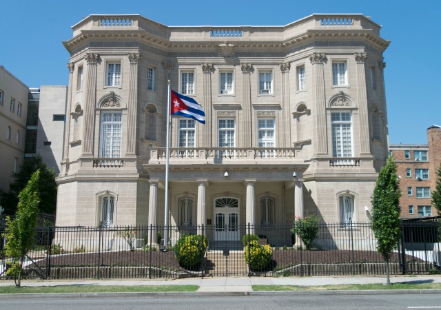 https://commons.wikimedia.org/wiki/File:Embassy_of_the_Republic_of_Cuba_in_Washington,_D.C.jpg
