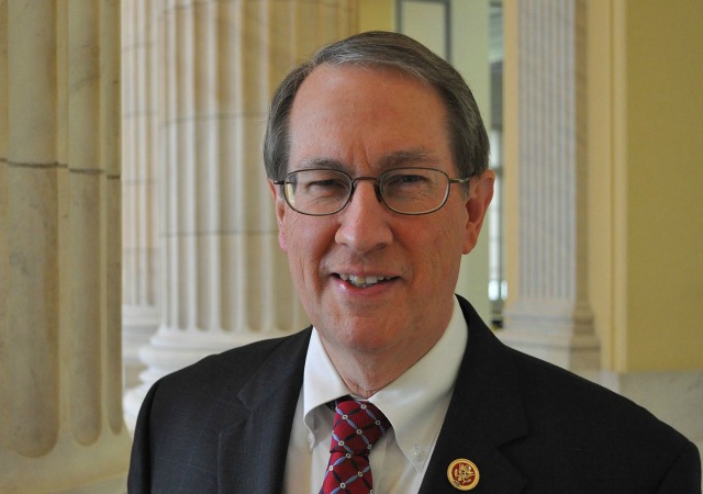 https://commons.wikimedia.org/wiki/File:Bob_Goodlatte_official_photo.jpg