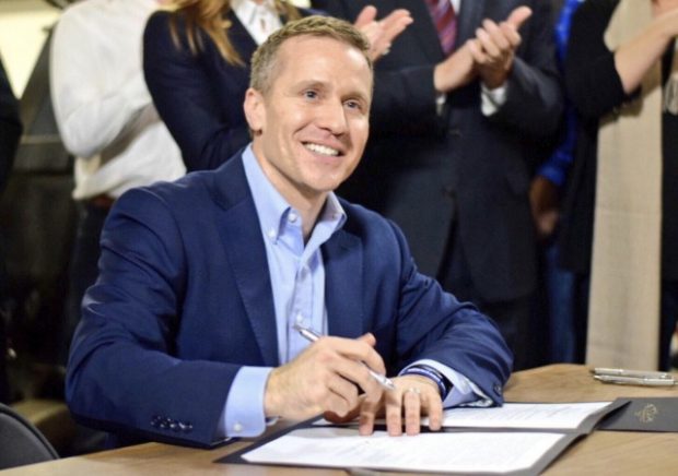 https://www.facebook.com/EricGreitens/photos/a.10153172780764747.1073741826.253153019746/10154989158384747/?type=3&theater